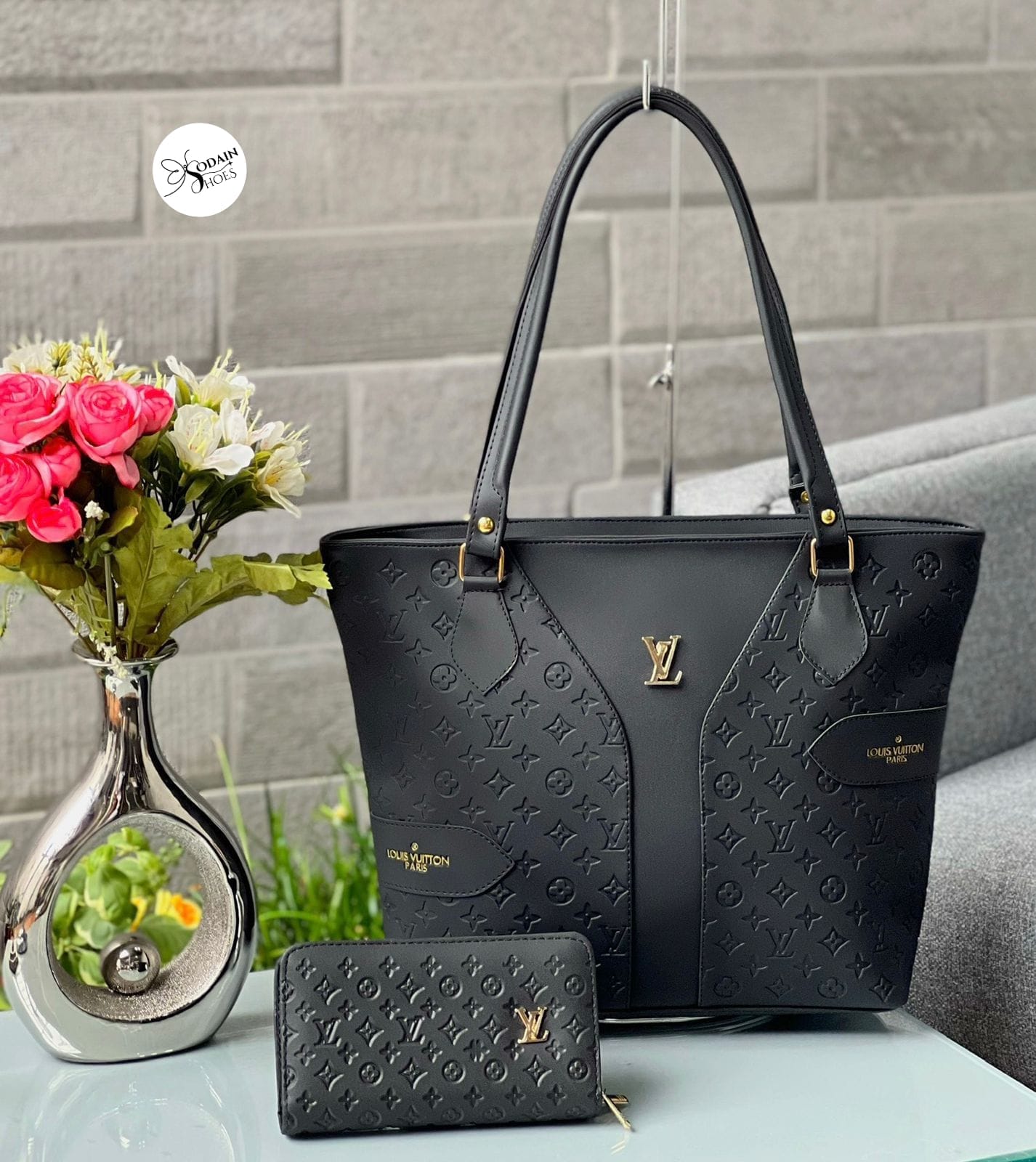 LOUIS VUITTON Combo bolso + Billetera